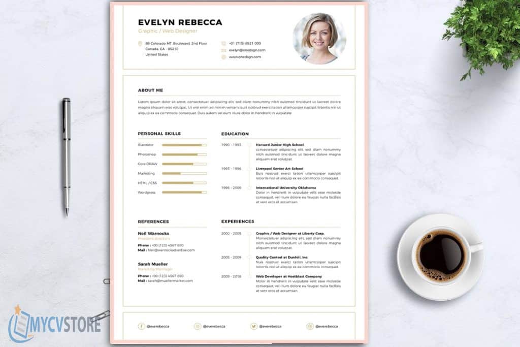 Clean Graphic Designer Resume